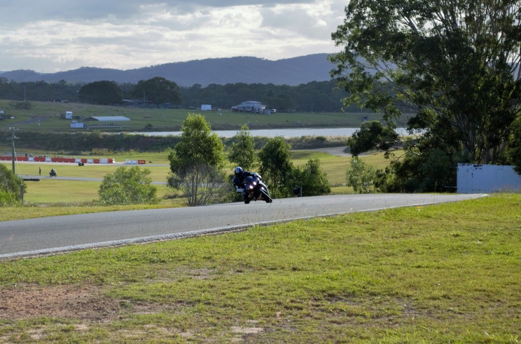 This bloke on the R1 is really laying it down!